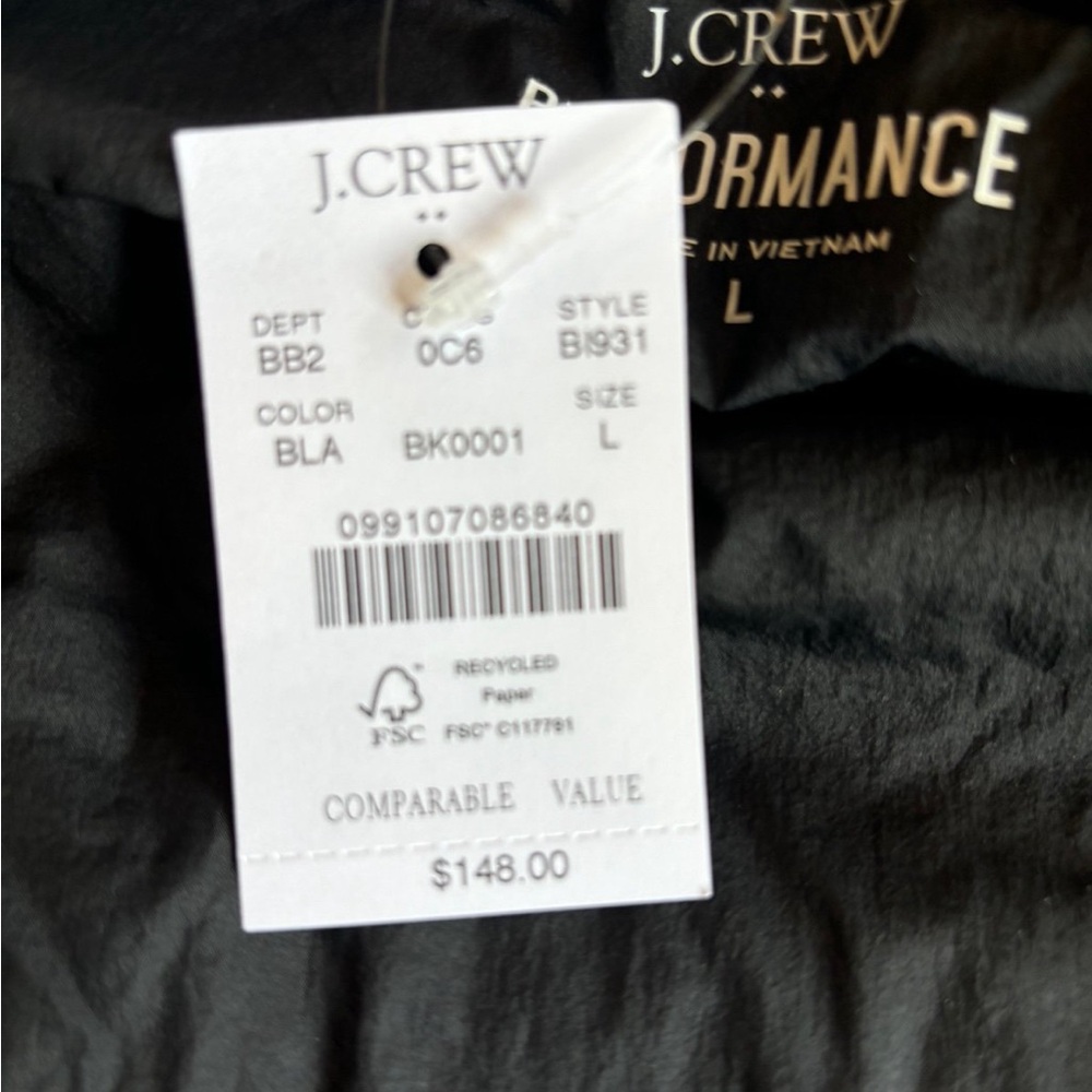 Men’s vest. New with tags. Never worn.